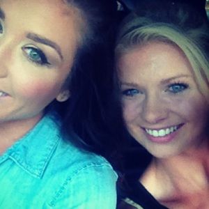 Meet your Posher, Arielle